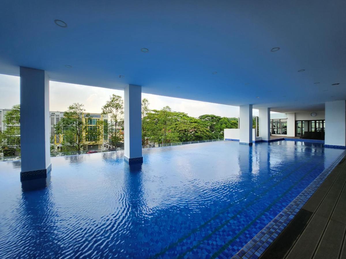 Taman Equine Comfy Studio#Greenery View#4 Pax#Aeon Mall Seri Kembangan Exterior photo